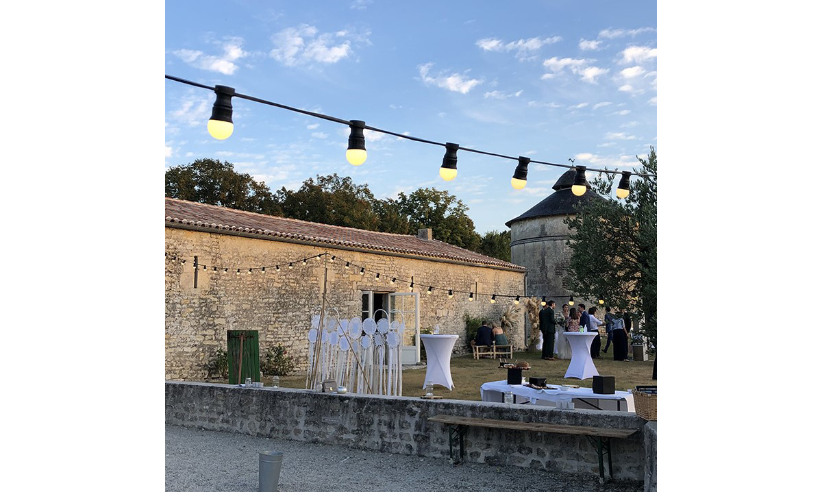 L'installation de vos guirlandes est chose possible !